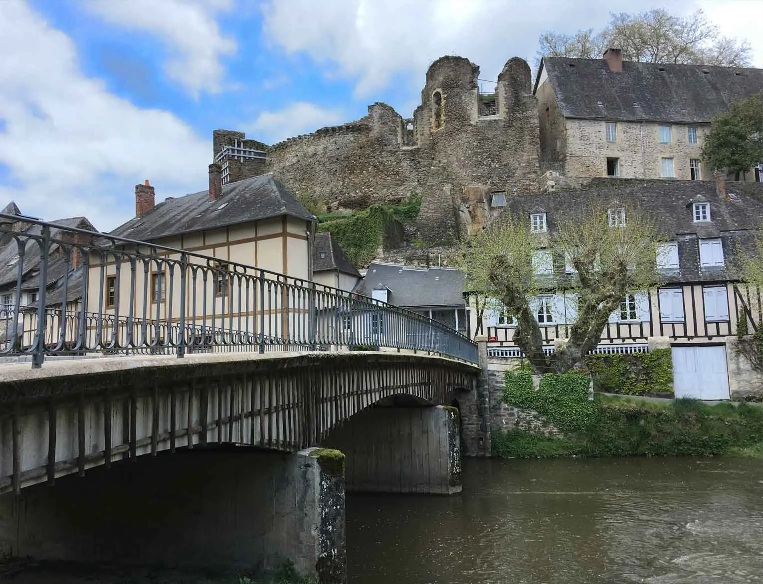 Ségur-le-Château